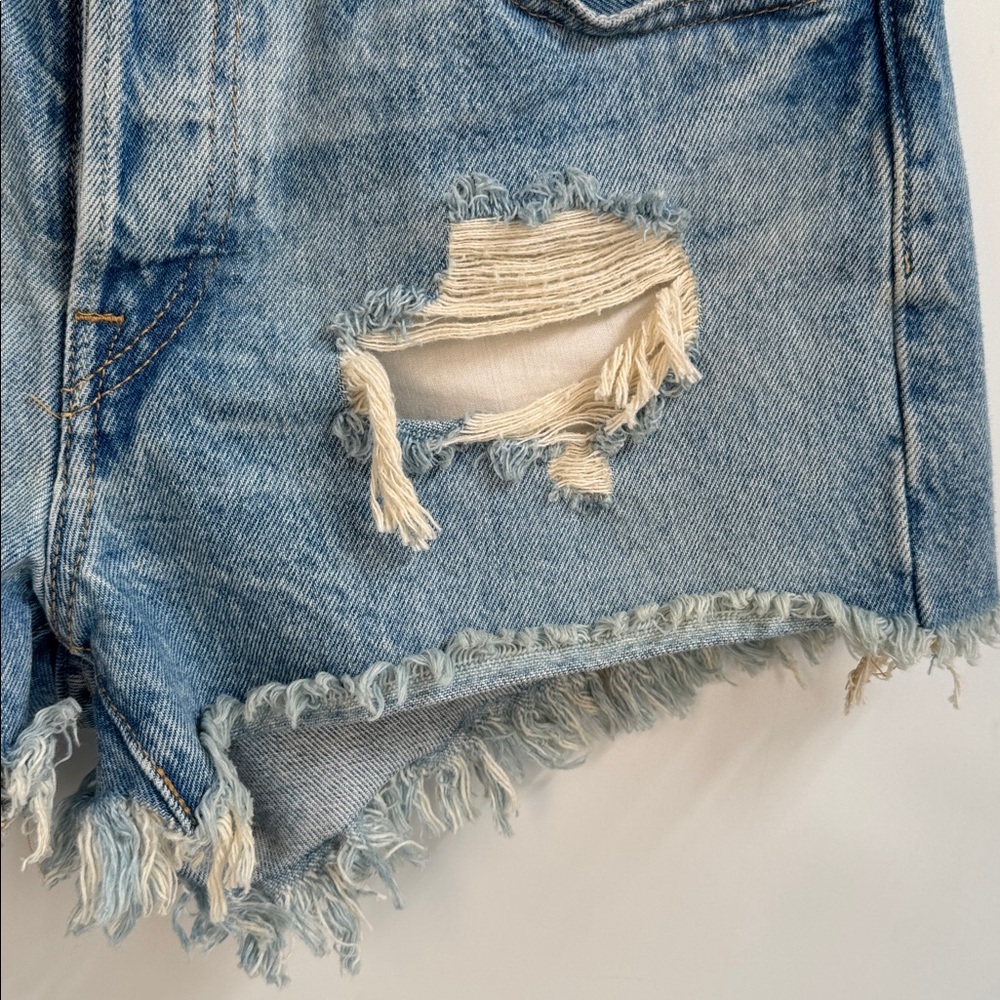 Levi's 501 Distressed Denim Shorts High Waist Raw Hem Cotton Size 27 - Picture 4 of 13